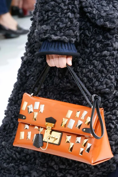 Look 34